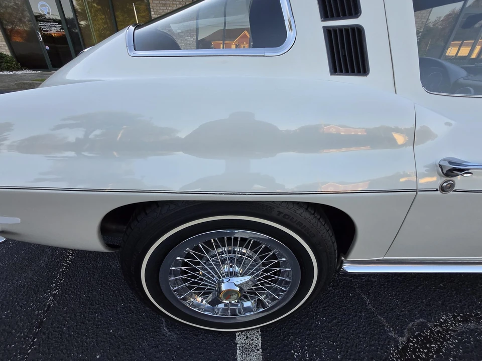 1964 Chevrolet Corvette C2 - Image 13 of 31