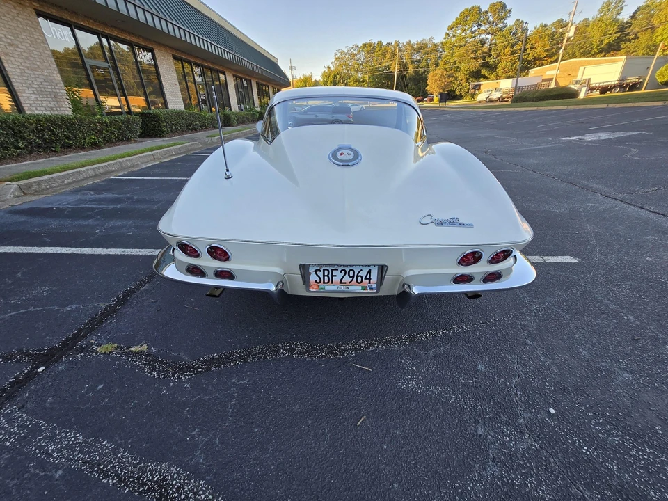 1964 Chevrolet Corvette C2 - Image 9 of 31