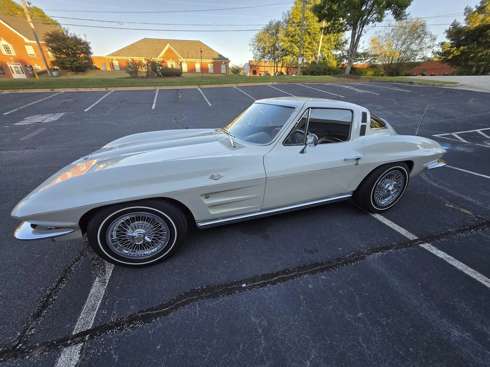 1964 Chevrolet Corvette C2 - Image 11 of 31