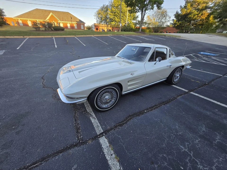1964 Chevrolet Corvette C2 - Image 2 of 31