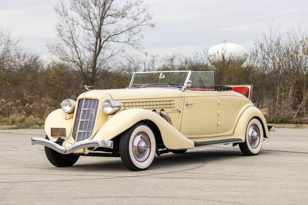 1935 Auburn Speedster - Image 1 of 31
