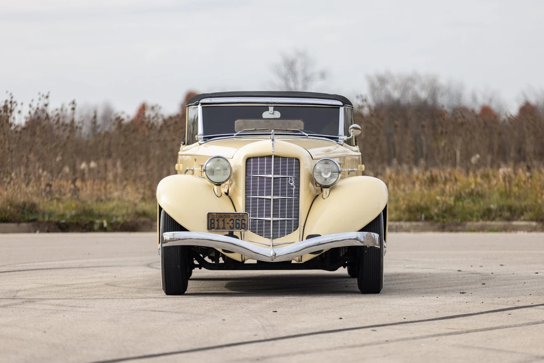 1935 Auburn Speedster - Image 2 of 31