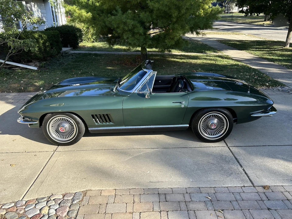1967 Chevrolet Corvette C2 - Image 16 of 31