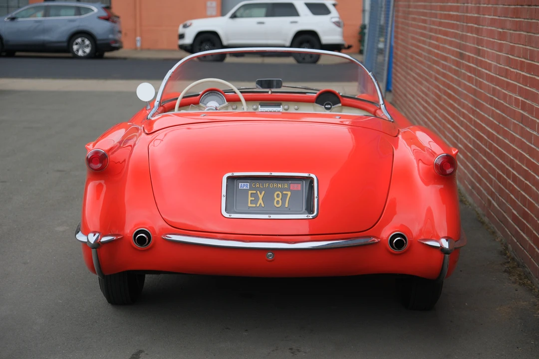 Chevrolet Corvette C1 - Image 15 of 31