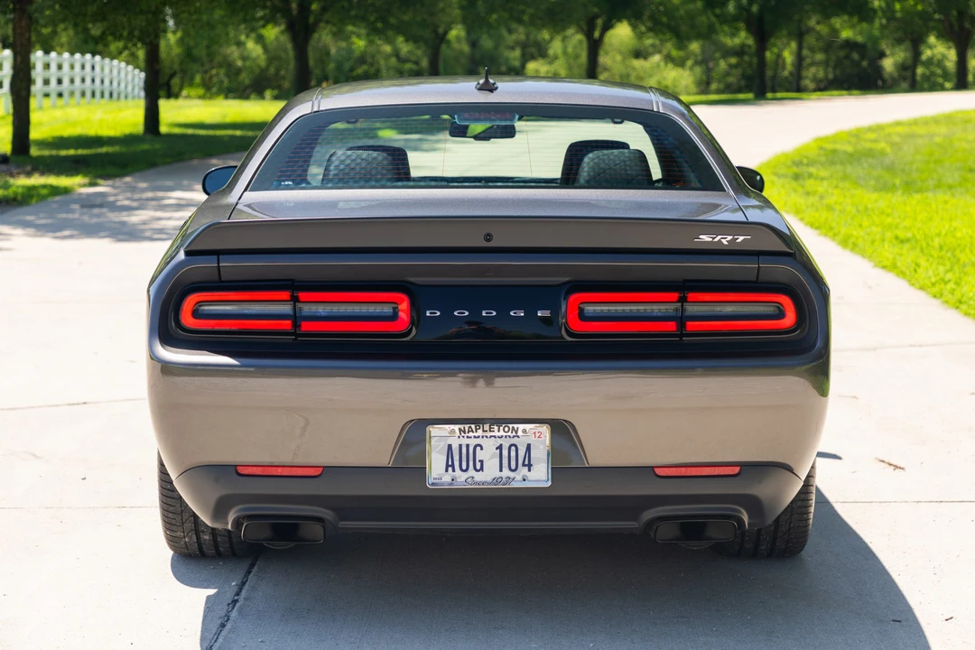 2016 Dodge Challenger SRT Hellcat 3rd Gen - Image 25 of 31