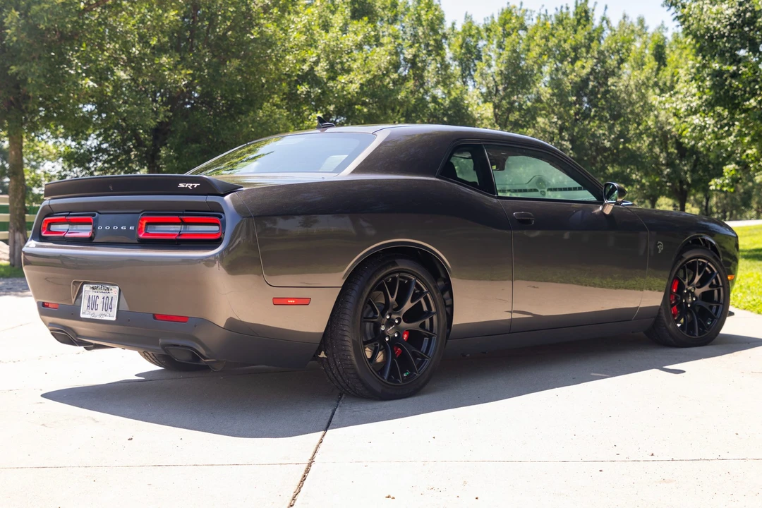 2016 Dodge Challenger SRT Hellcat 3rd Gen - Image 22 of 31