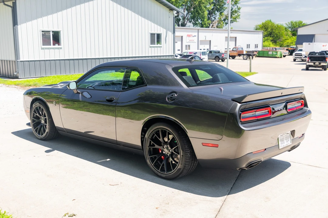 2016 Dodge Challenger SRT Hellcat 3rd Gen - Image 30 of 31