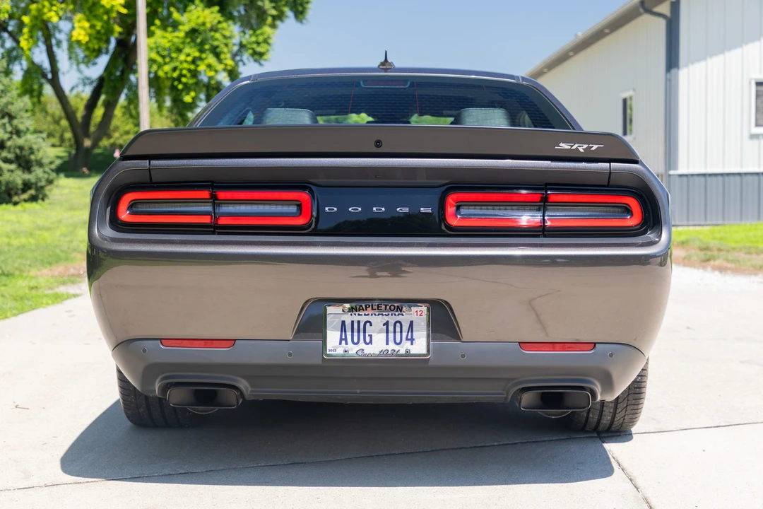 2016 Dodge Challenger SRT Hellcat 3rd Gen - Image 27 of 31