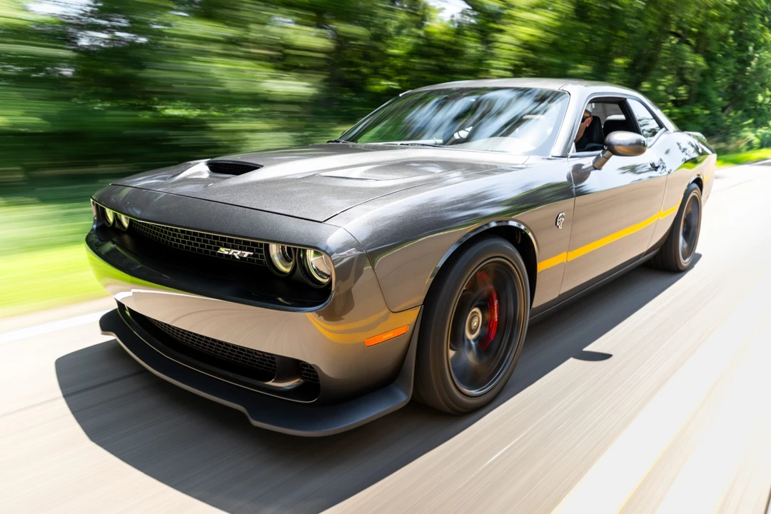 2016 Dodge Challenger SRT Hellcat 3rd Gen - Image 2 of 31