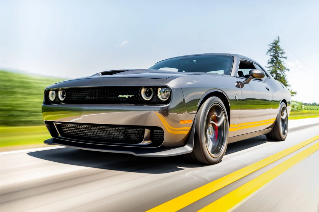 2016 Dodge Challenger SRT Hellcat 3rd Gen - Image 5 of 31