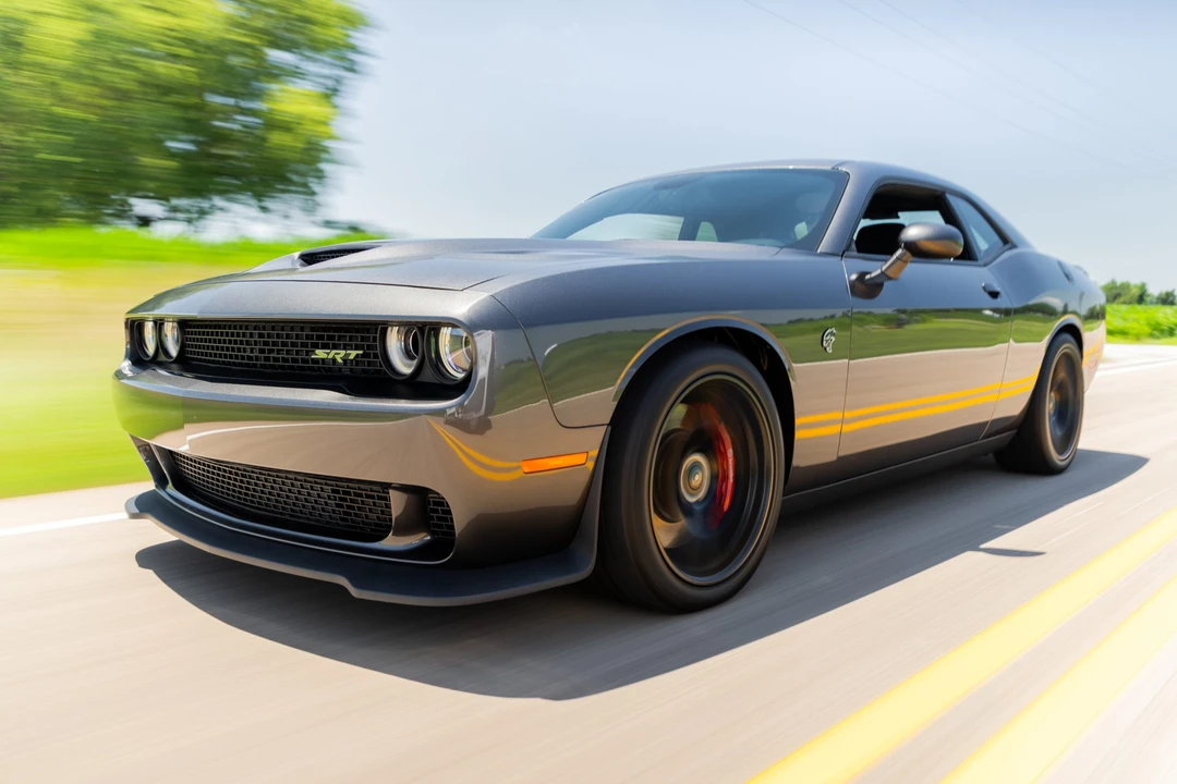 2016 Dodge Challenger SRT Hellcat 3rd Gen - Image 3 of 31