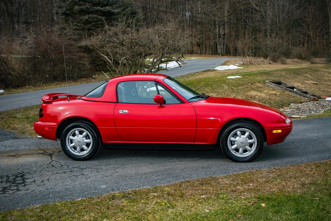 1990 Mazda NA MX-5 Miata - Image 13 of 31