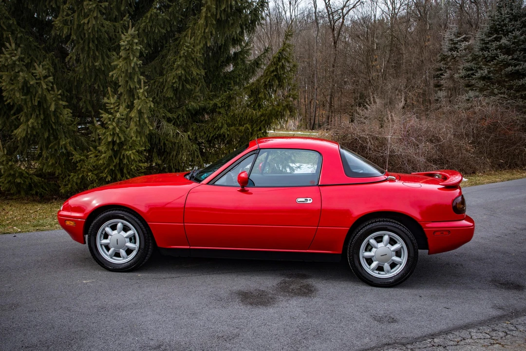 1990 Mazda NA MX-5 Miata - Image 6 of 31