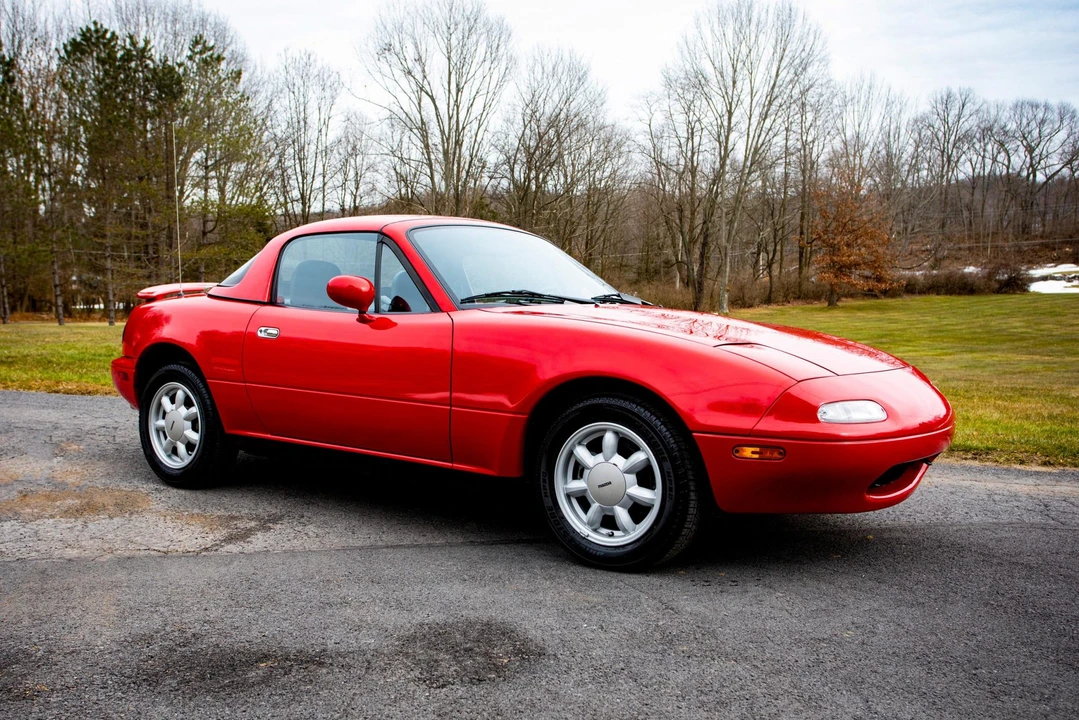 1990 Mazda NA MX-5 Miata - Image 14 of 31