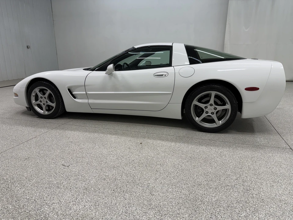 2000 Chevrolet Corvette C5 - Image 4 of 31