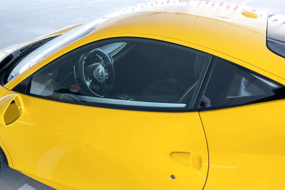 2011 Ferrari 458 Italia - Image 16 of 31