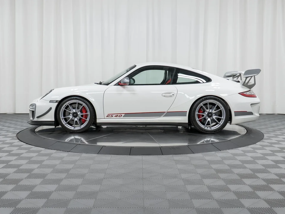 2011 Porsche 997 GT3 RS 4.0 - Image 2 of 6