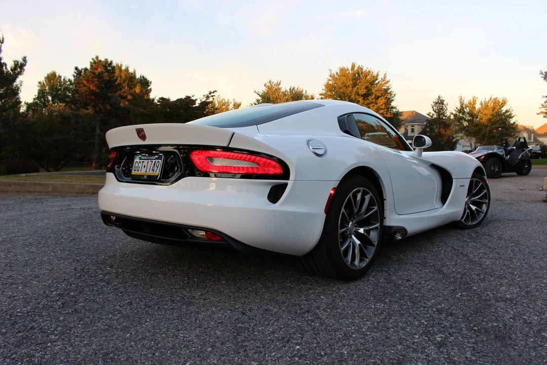 2014 Dodge Viper 5th Gen - Image 4 of 31