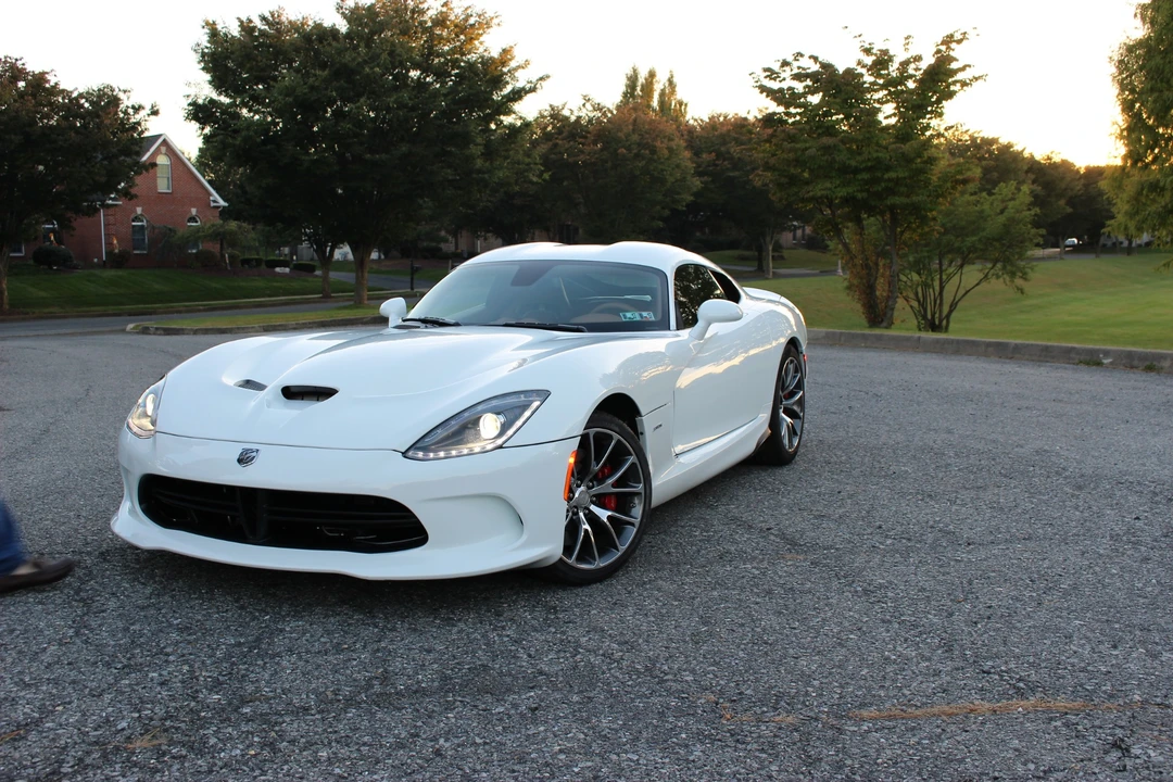 2014 Dodge Viper 5th Gen - Image 2 of 31