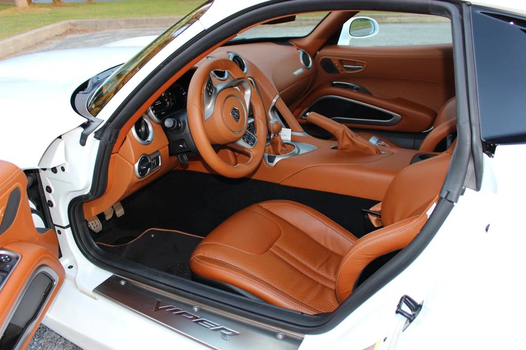 2014 Dodge Viper 5th Gen - Image 20 of 31