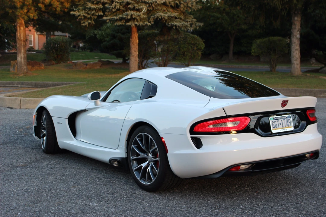 2014 Dodge Viper 5th Gen - Image 5 of 31