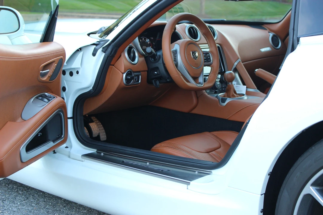 2014 Dodge Viper 5th Gen - Image 21 of 31