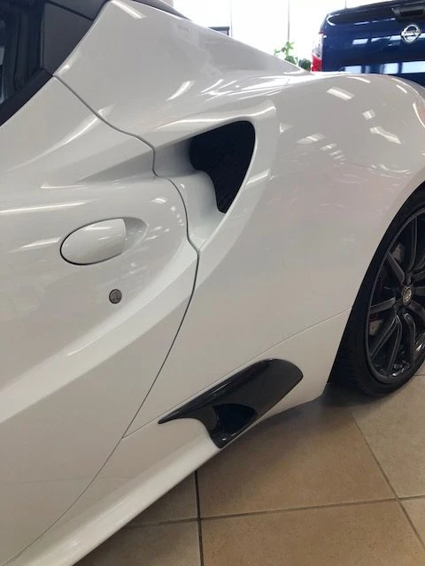 2016 Alfa Romeo 4C Spider - Image 15 of 31