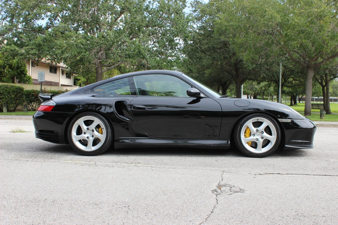 2003 Porsche 996 Turbo - Image 11 of 31