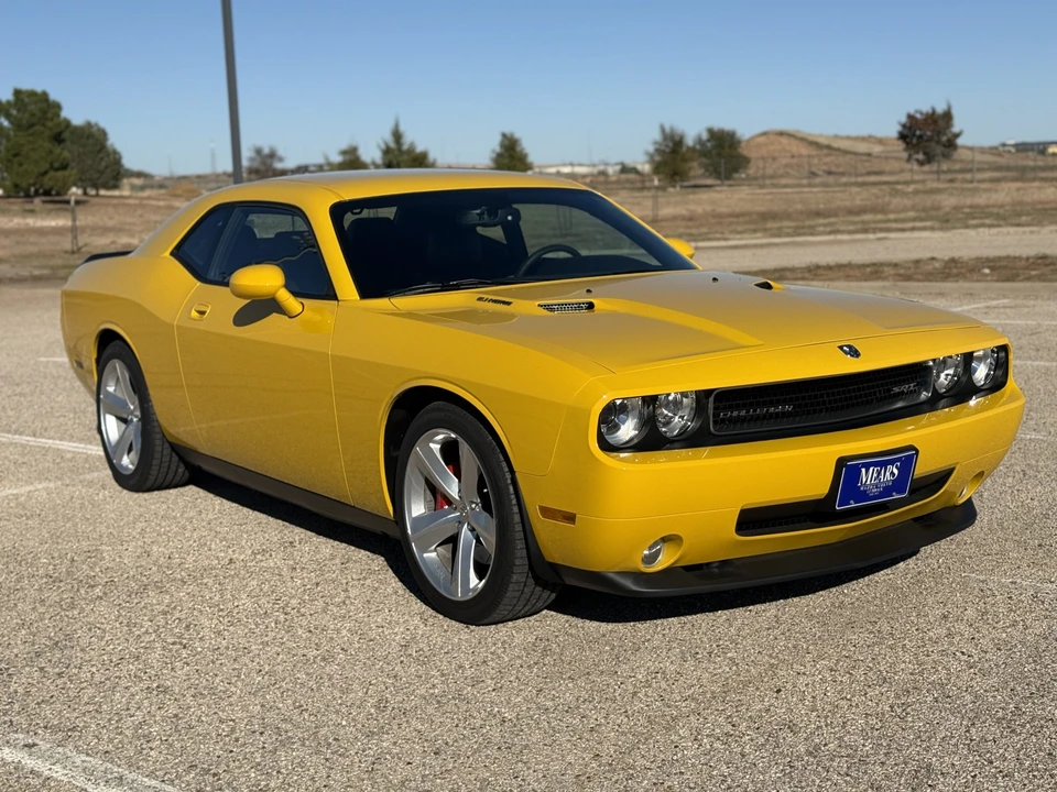 2010 Dodge Challenger SRT8 & 392 3rd Gen - Image 10 of 31