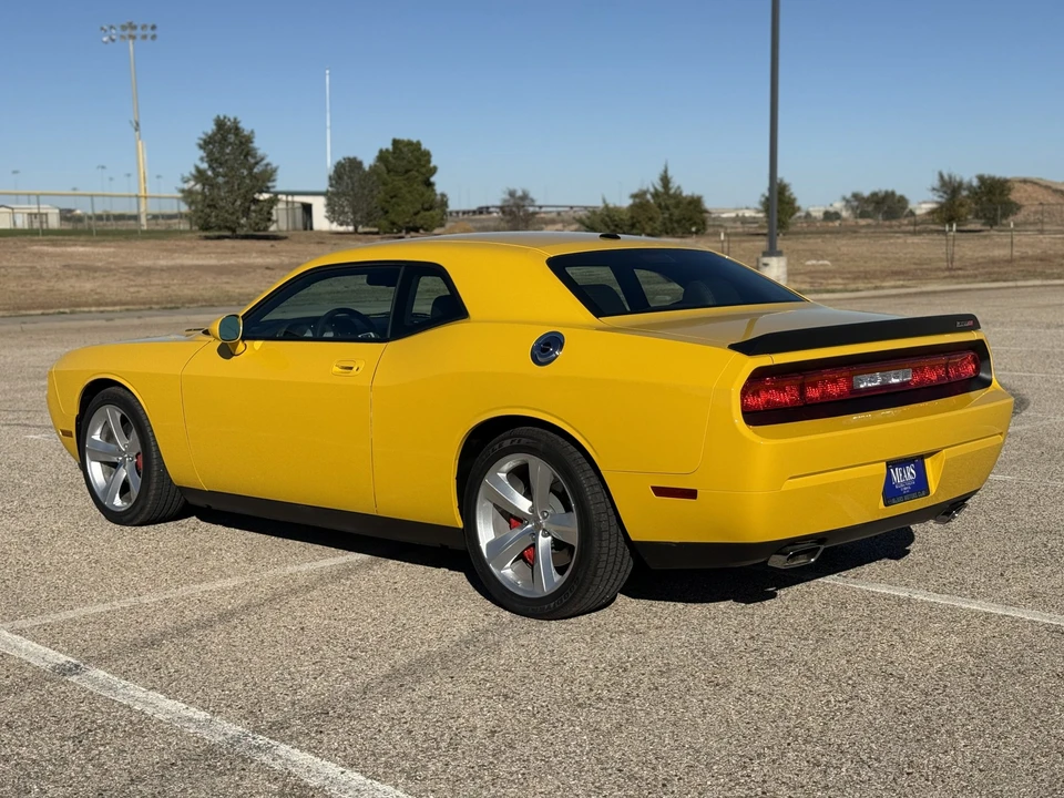 2010 Dodge Challenger SRT8 & 392 3rd Gen - Image 6 of 31