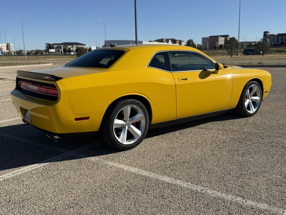 2010 Dodge Challenger SRT8 & 392 3rd Gen - Image 8 of 31