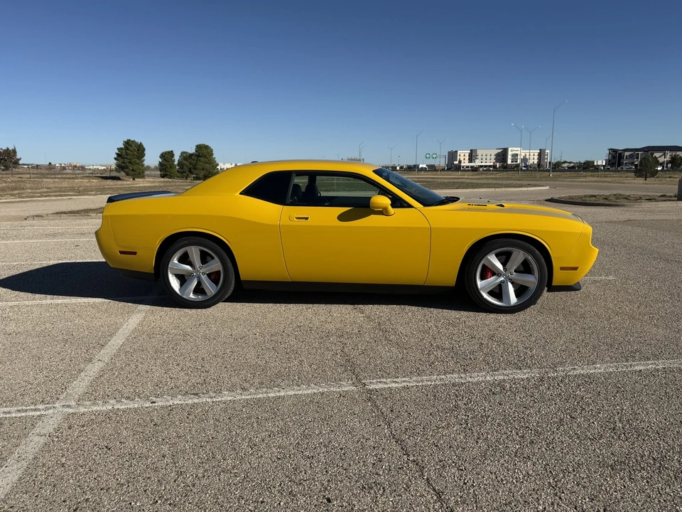 2010 Dodge Challenger SRT8 & 392 3rd Gen - Image 9 of 31