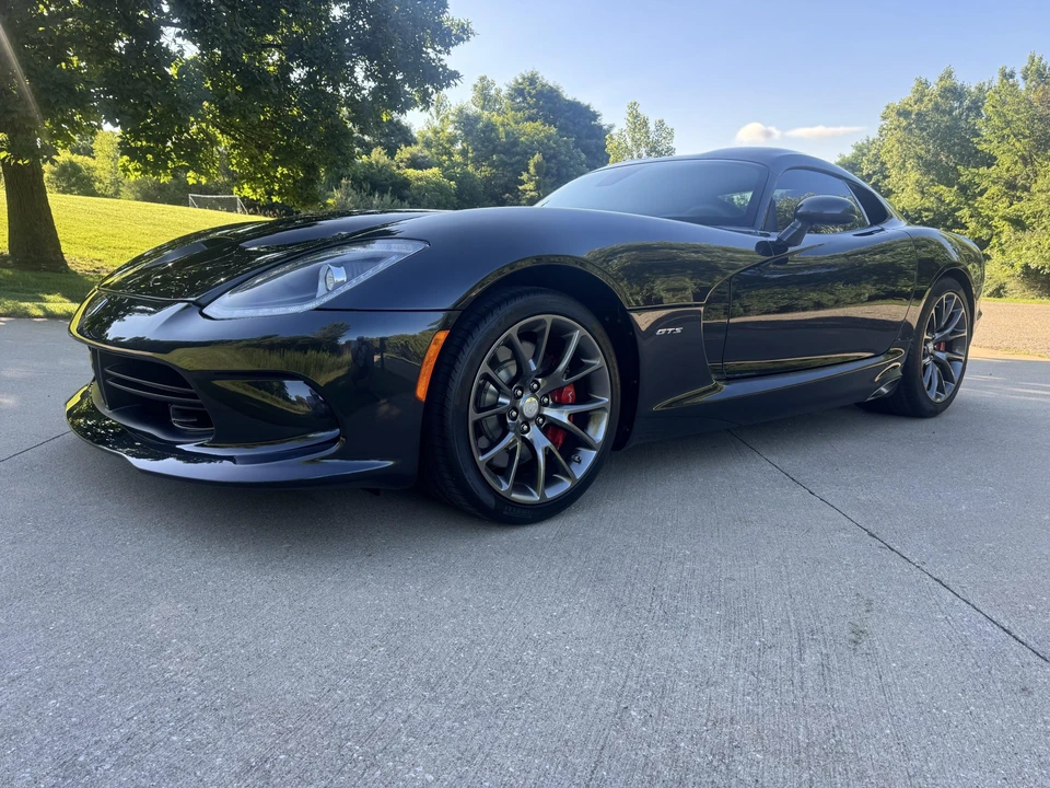 2014 Dodge Viper 5th Gen - Image 3 of 31