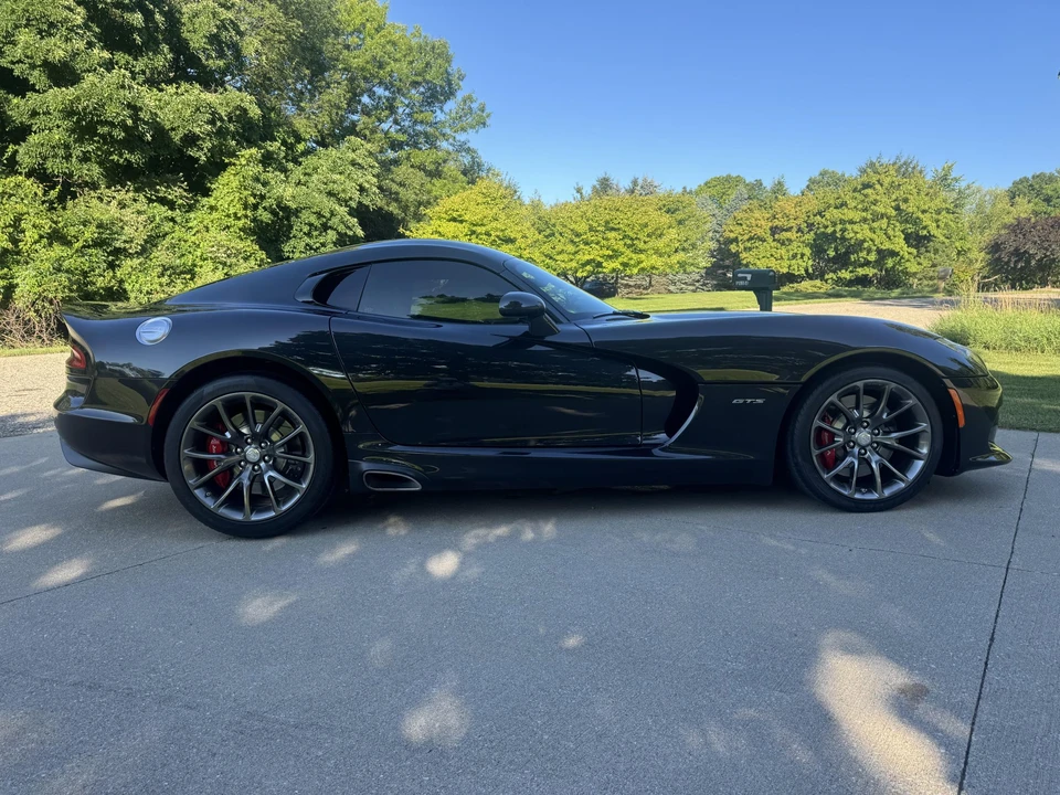 2014 Dodge Viper 5th Gen - Image 21 of 31