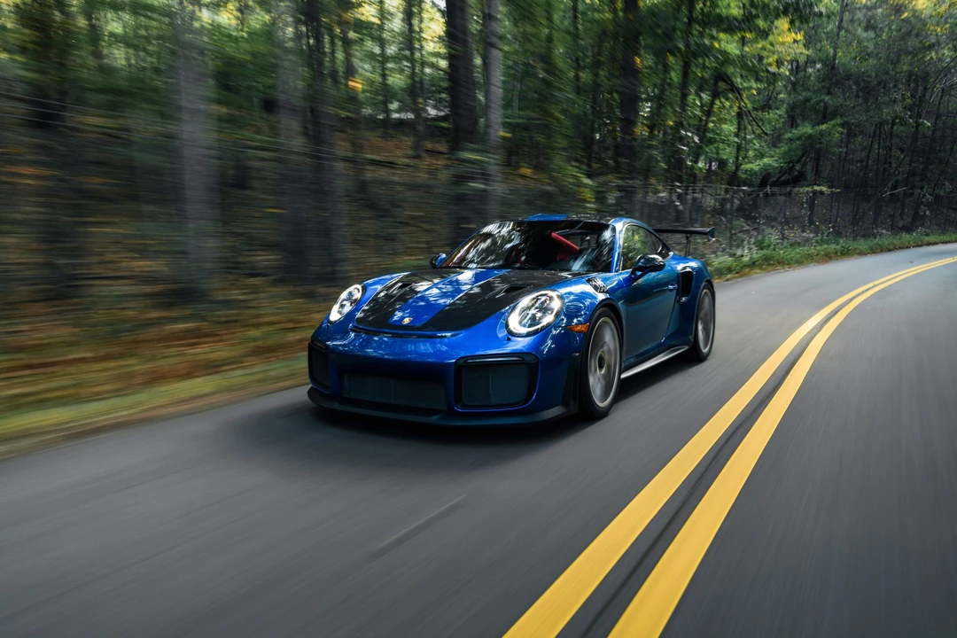 2018 Porsche 991 GT2 RS - Image 2 of 31