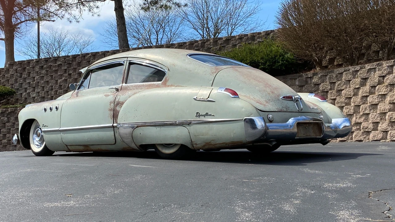1949 Buick Super - Image 9 of 31