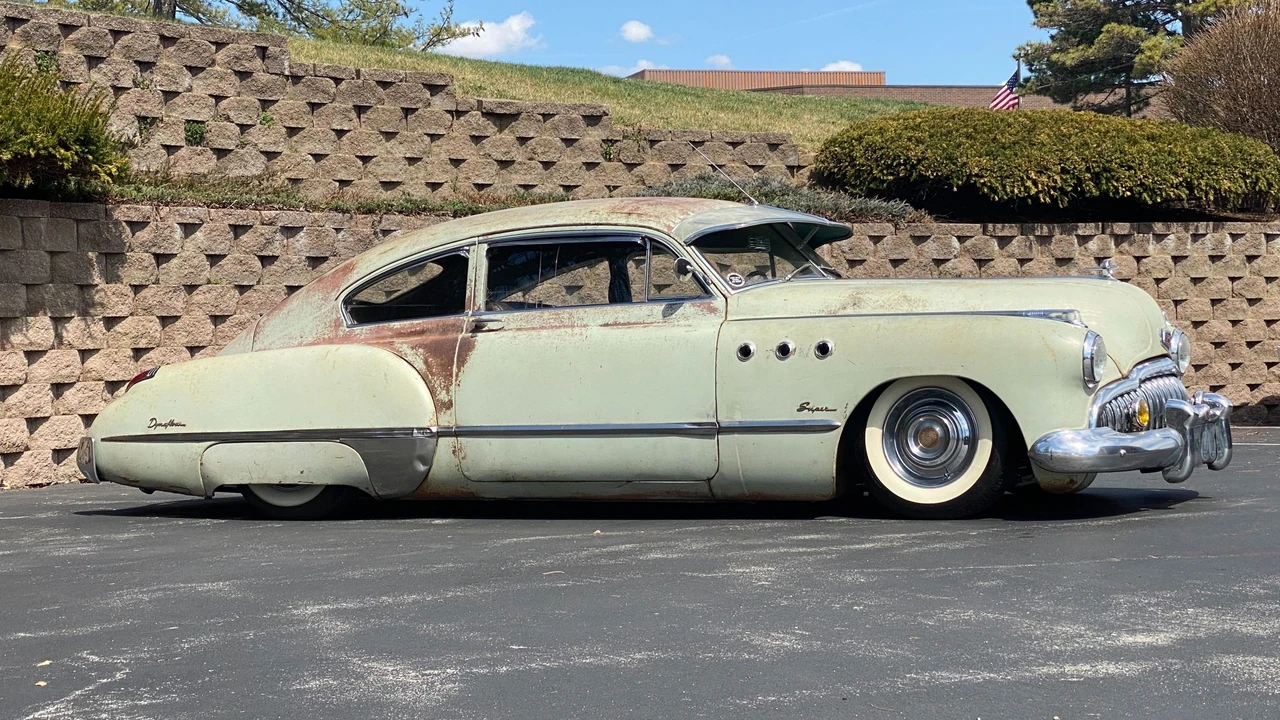 1949 Buick Super - Image 15 of 31