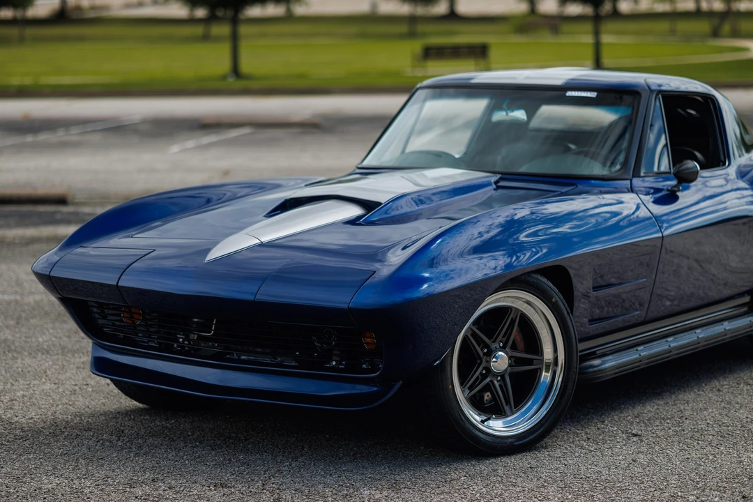 1963 Chevrolet Corvette C2 - Image 16 of 31