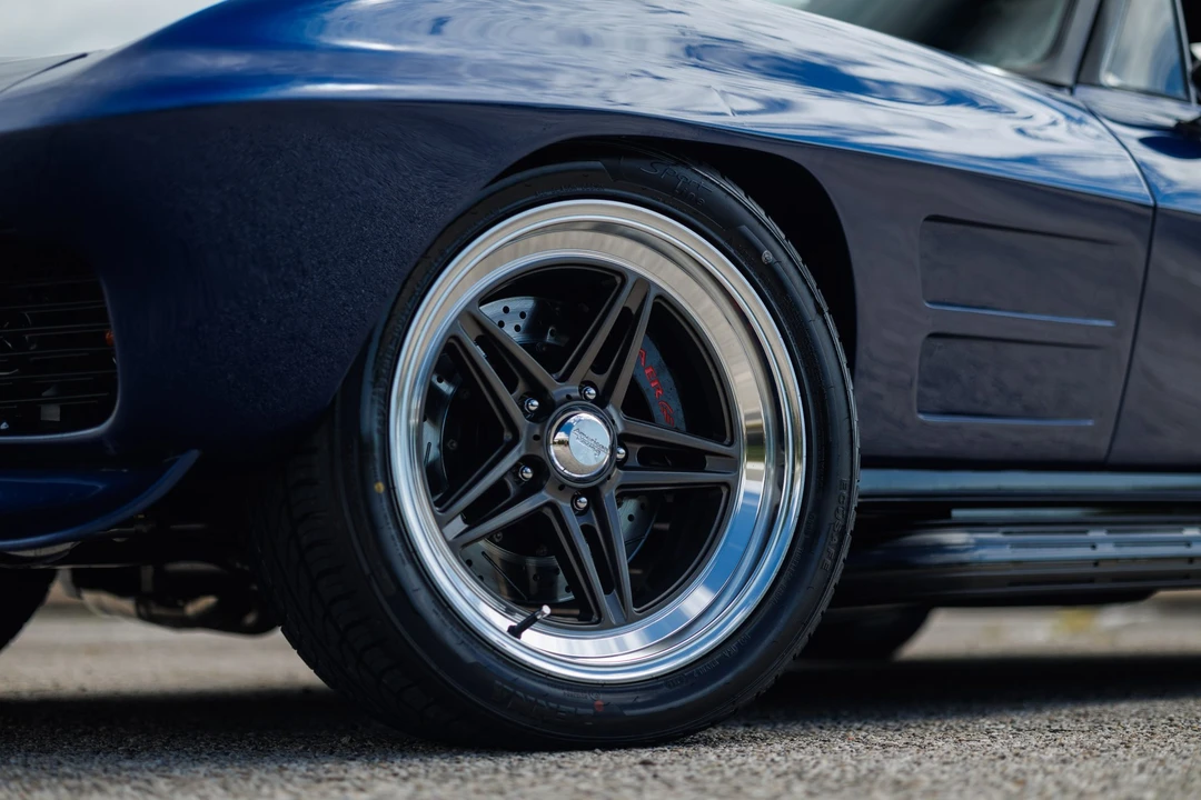 1963 Chevrolet Corvette C2 - Image 29 of 31