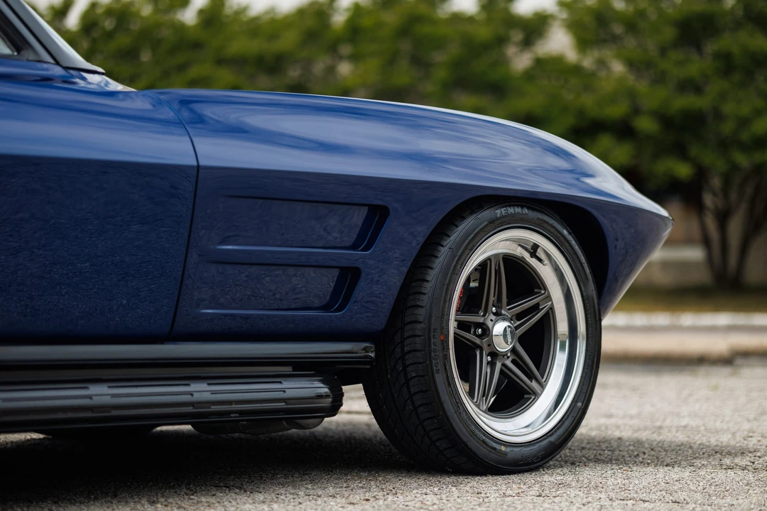 1963 Chevrolet Corvette C2 - Image 27 of 31