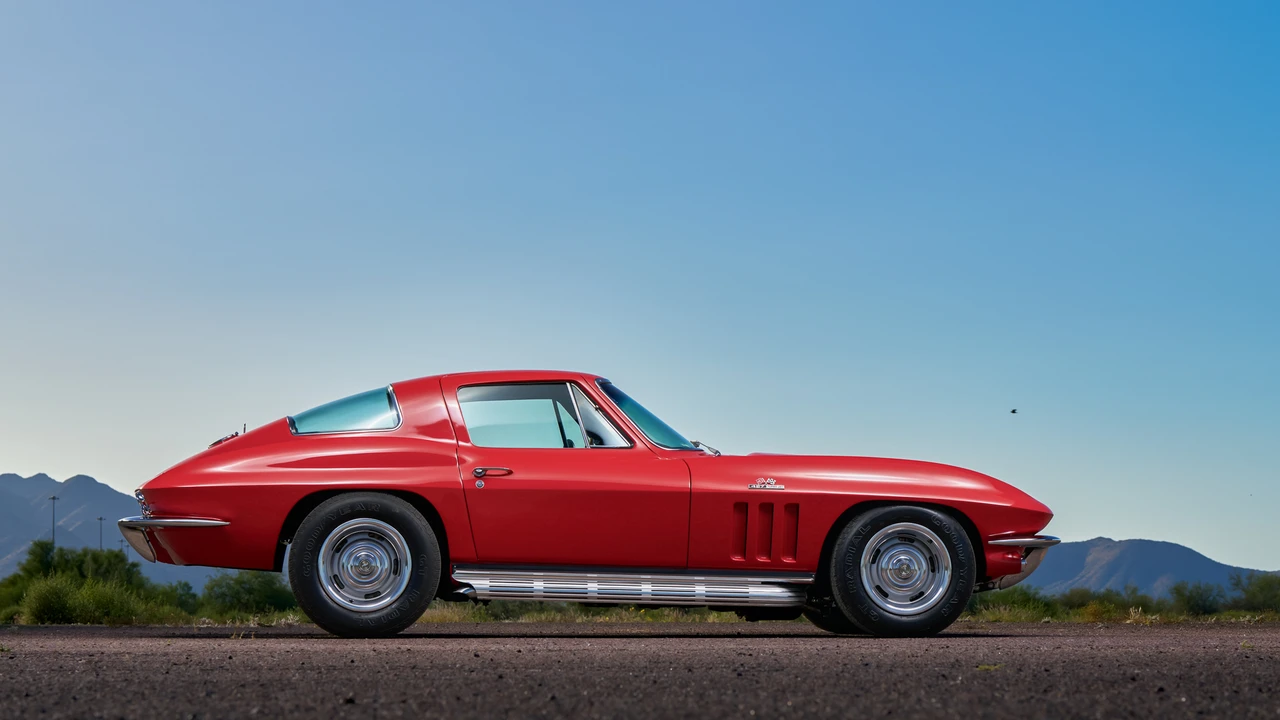 1966 Chevrolet Corvette C2 - Image 23 of 31