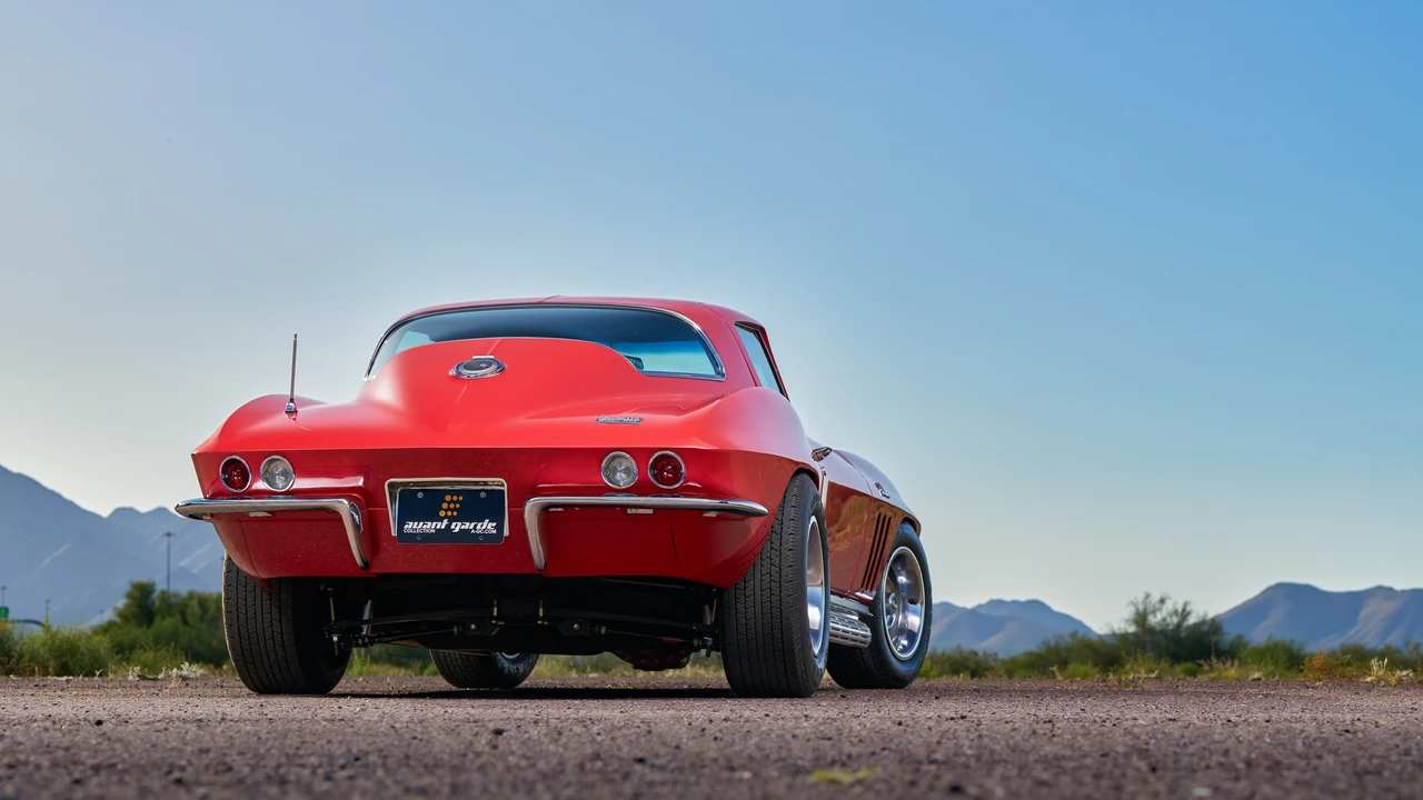 1966 Chevrolet Corvette C2 - Image 18 of 31