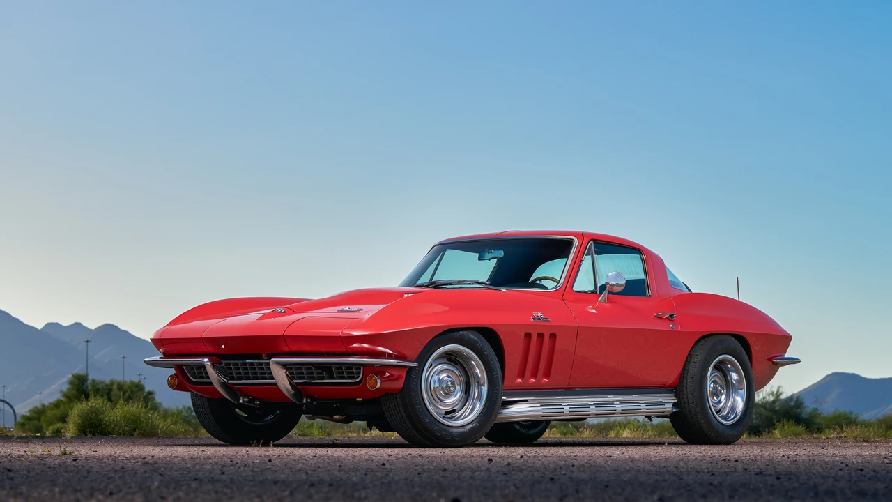 1966 Chevrolet Corvette C2 - Image 6 of 31
