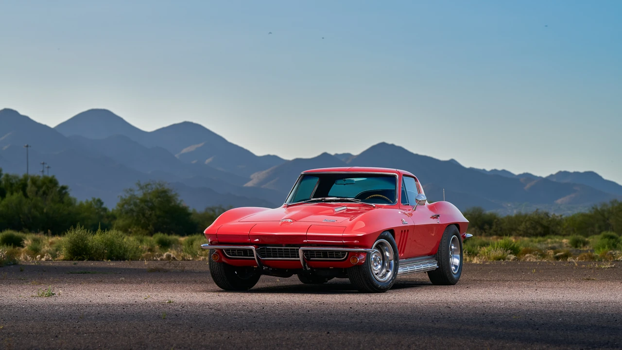 1966 Chevrolet Corvette C2 - Image 3 of 31