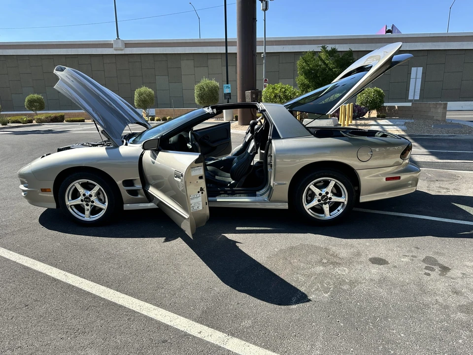 2000 Pontiac Firebird Trans Am 4th Gen - Image 14 of 31
