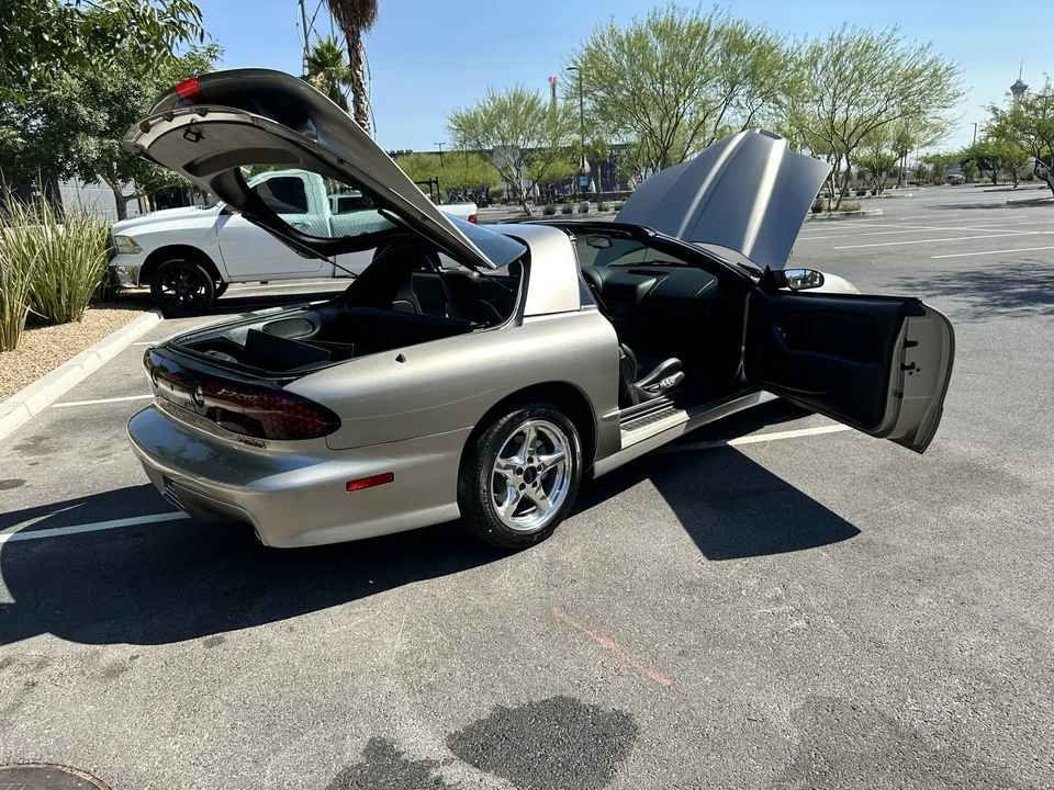 2000 Pontiac Firebird Trans Am 4th Gen - Image 15 of 31