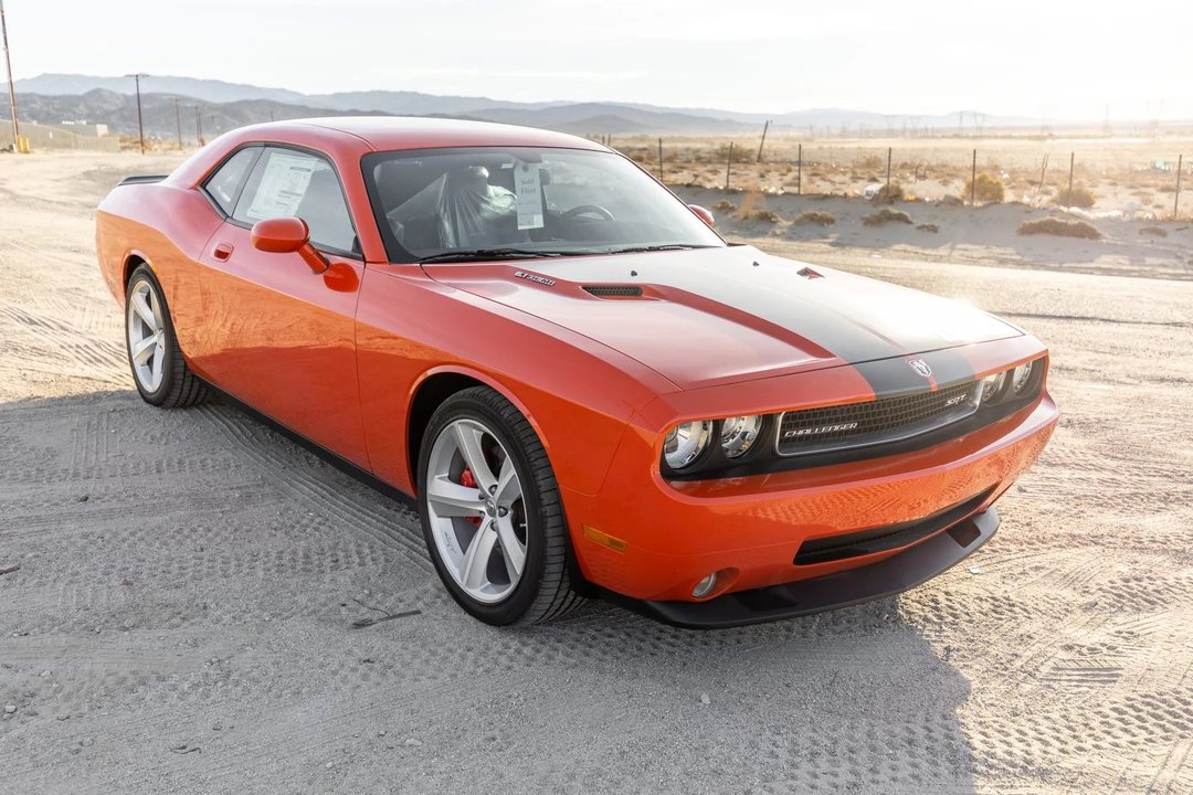 2008 Dodge Challenger SRT8 & 392 3rd Gen - Image 4 of 31