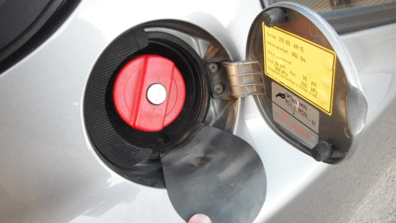 1988 Porsche 944 - Image 20 of 31