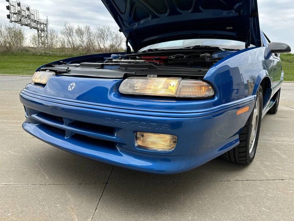 1993 Dodge Daytona - Image 20 of 31