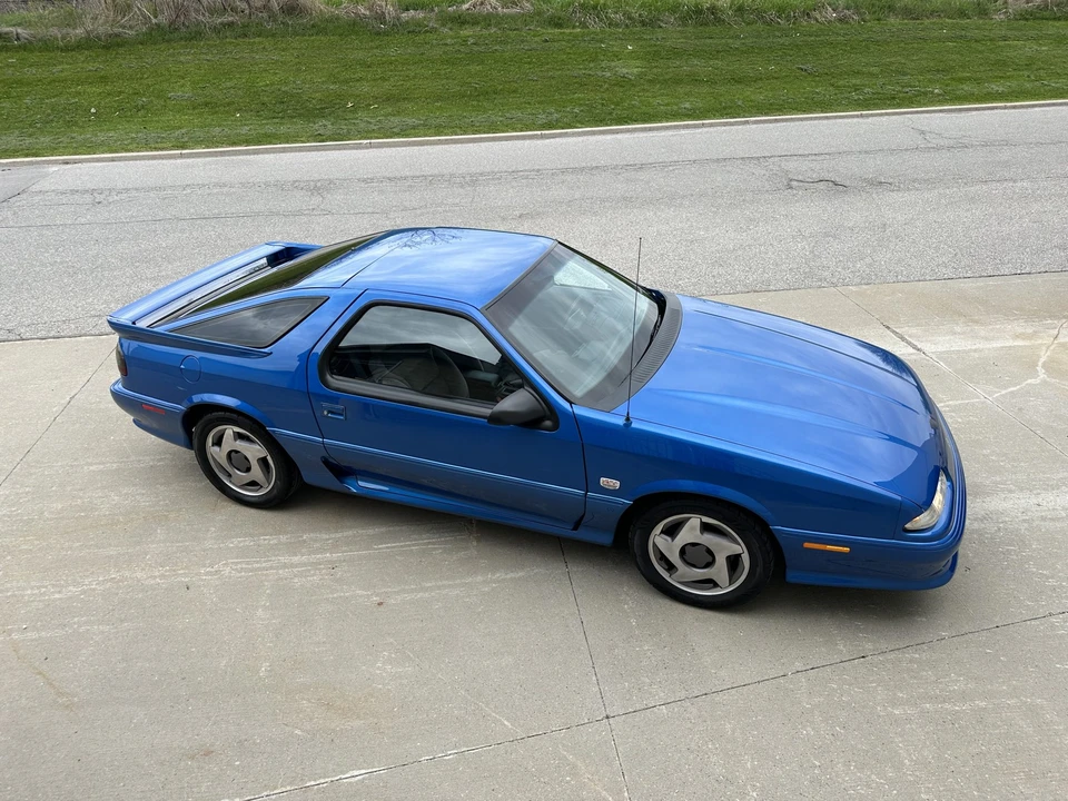 1993 Dodge Daytona - Image 10 of 31